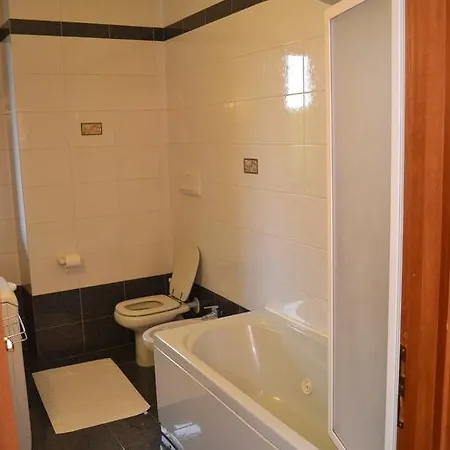 Ai Prati فندق مبيت وإفطار بيرغامو